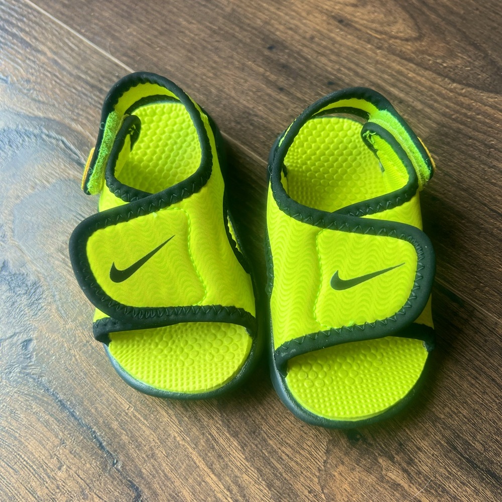 Infant Nike Sandals